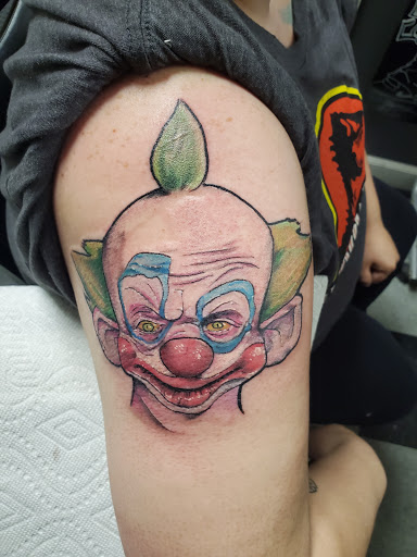 Tattoo Shop «X Treme Tattoo & Piercing», reviews and photos, 4026 Colorado Ave, Village of Sheffield, OH 44054, USA