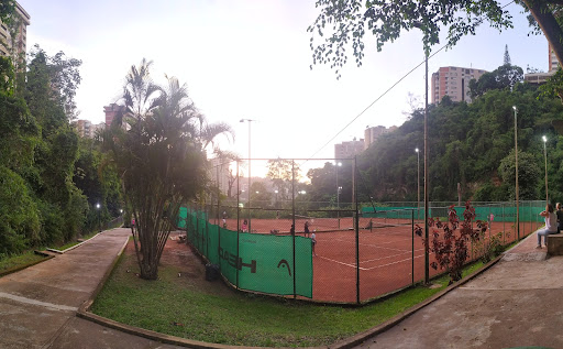 Clases tenis niños Caracas