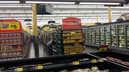 Grocery Store «Kroger», reviews and photos, 120 S Memorial Dr, New Castle, IN 47362, USA