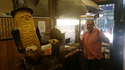 Nut Store «Peanut Shoppe Main Street», reviews and photos, 24 S Main St, Memphis, TN 38103, USA