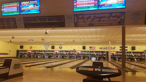 Sports Bar «Crown Lanes Bowling Center & Sports Bar», reviews and photos, 2325 S Federal Blvd, Denver, CO 80219, USA