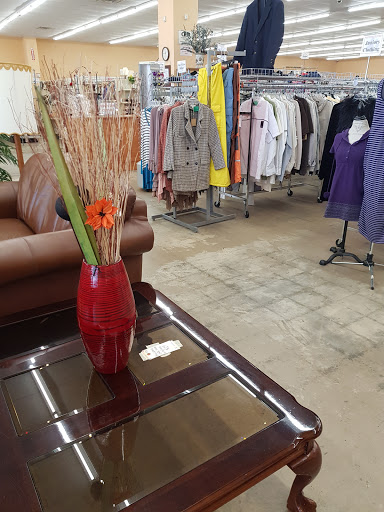 Thrift Store «SPCA of Brevard Merritt Island Thrift Store», reviews and photos