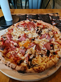 Plats et boissons du Pizzeria Mille et une Pizzas à Tours - n°9