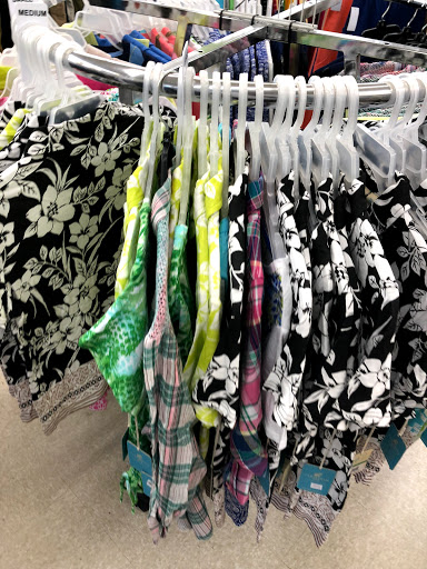 Discount Store «Ocean State Job Lot», reviews and photos, 401 Boston Post Rd, Orange, CT 06477, USA