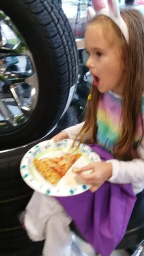 Car Dealer «Harry Robinson Buick GMC», reviews and photos, 6000 S 36th St, Fort Smith, AR 72908, USA