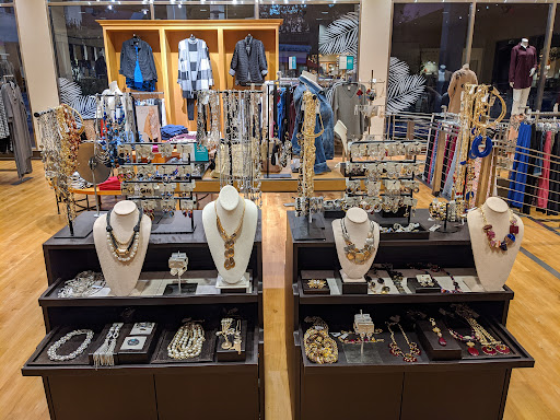 Shopping Mall «Promenade On The Peninsula», reviews and photos, 550 Deep Valley Dr, Rolling Hills Estates, CA 90274, USA