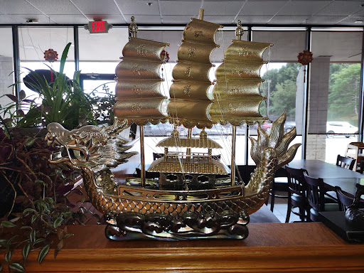 Shopping Mall «Townline Square Shopping Center», reviews and photos, 533 S Broad St, Meriden, CT 06450, USA