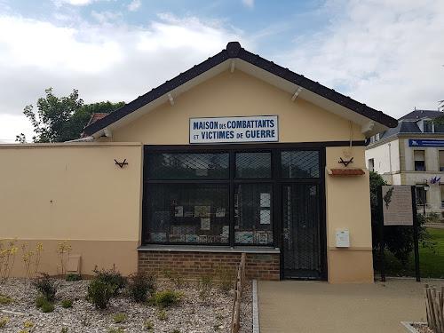 Maison Des Combattants Et Des Victimes De Guerre à Montfermeil