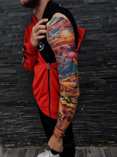Explore roses tattoo ideas, creative tattoo ideas in Miami, available at Inkaholik Tattoos Kendall