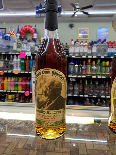 Liquor Store «Liquor World», reviews and photos, 50 Haven Hill Rd, Shelbyville, KY 40065, USA