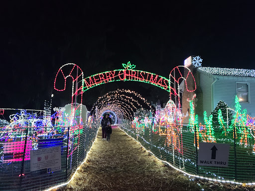 Christmas Store «Lights in the Parkway», reviews and photos, 1700 Martin Luther King Jr Dr, Allentown, PA 18104, USA