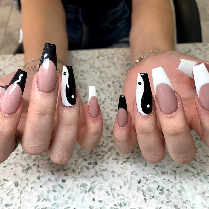 Epic Nails