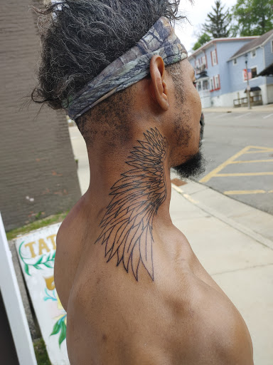 Tattoo Shop «Art & Soul Tattoo And Gallery», reviews and photos, 412 2nd St, New Glarus, WI 53574, USA