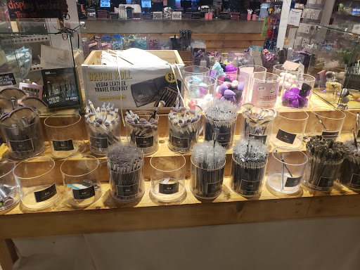 Cosmetics Store «MISS A», reviews and photos, 3000 Grapevine Mills Pkwy #424, Grapevine, TX 76051, USA