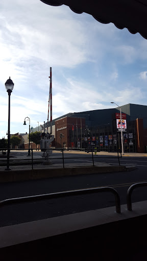 Donut Shop «Dunkin Donuts», reviews and photos, 645 Penn St, Reading, PA 19601, USA
