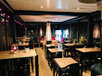 Atmosphère du Restaurant Les Bretelles - Thue et Mue - n°6