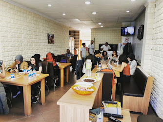 Sahra pide - lahmacun ve döner salonu