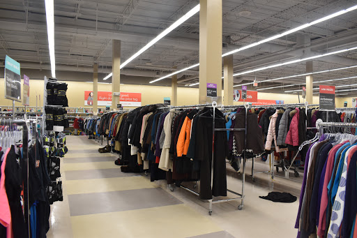 Thrift Store «Savers», reviews and photos, 657 Farmington Ave, Bristol, CT 06010, USA