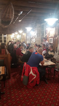 Atmosphère du Restaurant Les Voyageurs à Saint-Gilles-Croix-de-Vie - n°15