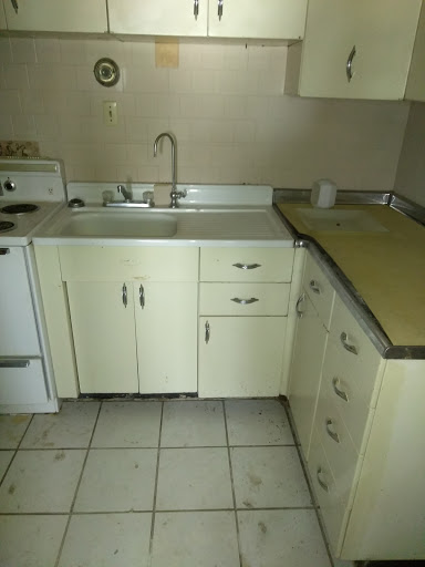 Door Supplier «Bauer Brothers Salvage», reviews and photos, 2432 N 2nd St, Minneapolis, MN 55411, USA