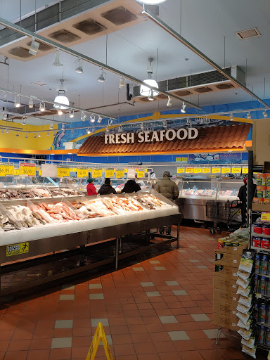 Supermarket «Trenton Food Bazaar Supermarket», reviews and photos, 635 S Clinton Ave, Trenton, NJ 08611, USA