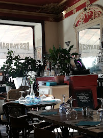 Atmosphère du Restaurant Café de la Paix à Valréas - n°12