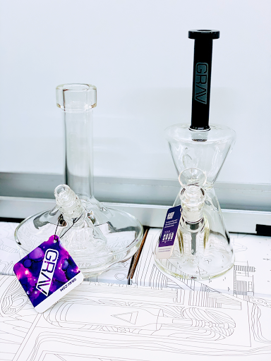 Tobacco Shop «Naga smoke shop», reviews and photos, 7540 N Dale Mabry Hwy, Tampa, FL 33614, USA