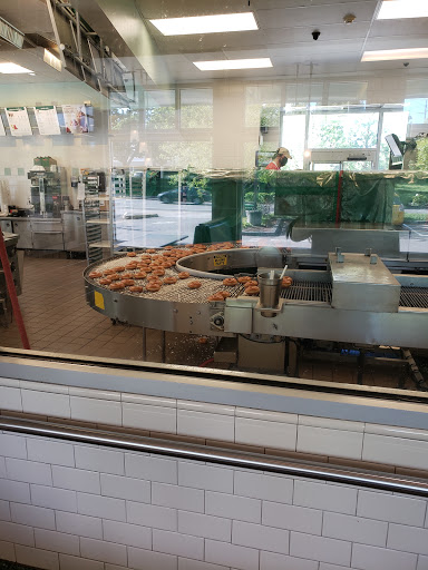 Bakery «Krispy Kreme Doughnuts», reviews and photos, 16415 NW Cornell Rd, Beaverton, OR 97006, USA
