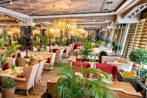 Ресторан Seasons в ТЦ РИО Ленинский | банкетный зал Обручевский район image