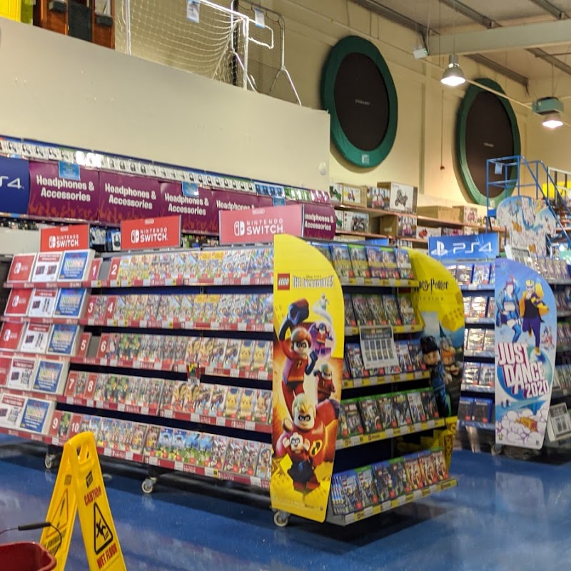 Smyths Toys Superstores