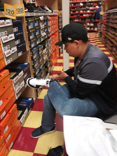 Shoe Store «WSS», reviews and photos, 6250 Atlantic Ave, Bell, CA 90201, USA