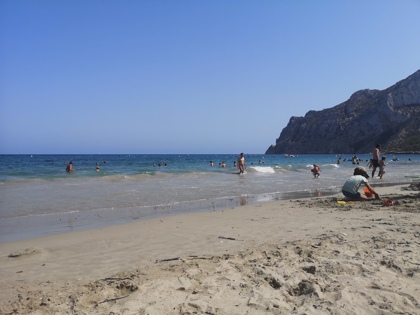 Photo of Playa Calpe and the settlement