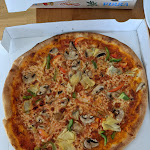 Photo n°1 de l'avis de TW. fait le 15/04/2022 à 14:48 sur le  Zizo’s Holzofenpizza & Kebap à Darmstadt