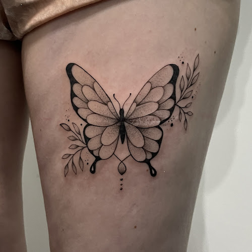 Comentarii opinii despre Tattoo and Jewels "Unconventional Art Shop"