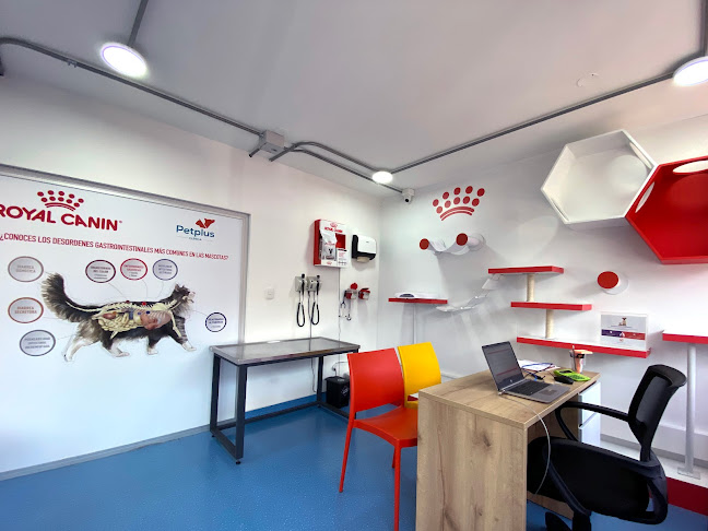 Horario de Petplus Hospital calle 147