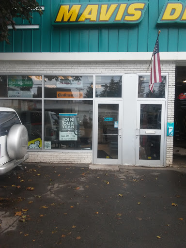 Tire Shop «Mavis Discount Tire», reviews and photos, 62 Clinton Ave, Cortland, NY 13045, USA