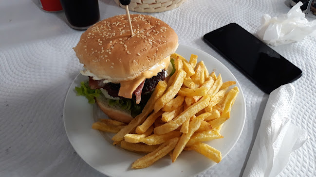 Avaliações doCafé 4 Cantos em Angra do Heroísmo - Cafeteria