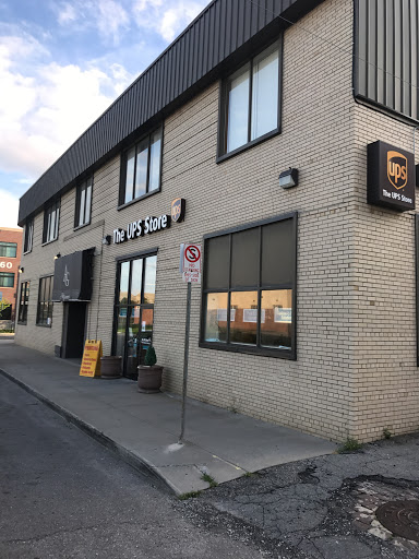 Shipping and Mailing Service «The UPS Store», reviews and photos, 269 Walker St, Detroit, MI 48207, USA