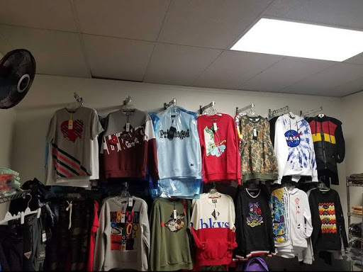 Barber Shop «Top of the Line Barbershop», reviews and photos, 2280 Golden Gate Dr, Greensboro, NC 27405, USA