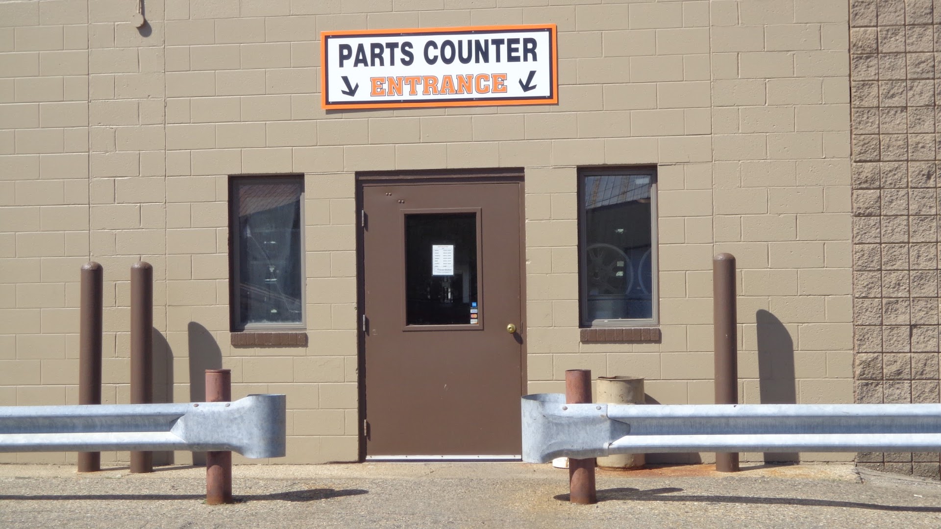 Auto parts store In Flint MI 
