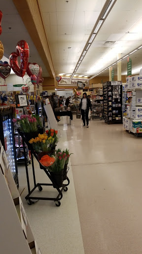 Supermarket «Super Stop & Shop», reviews and photos, 60 Brotherhood Plaza Dr, Washingtonville, NY 10992, USA