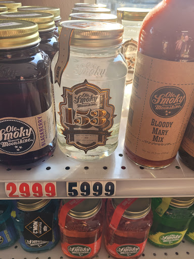 Liquor Store «Parkway Liquor Store», reviews and photos, 288 Parkway, Gatlinburg, TN 37738, USA