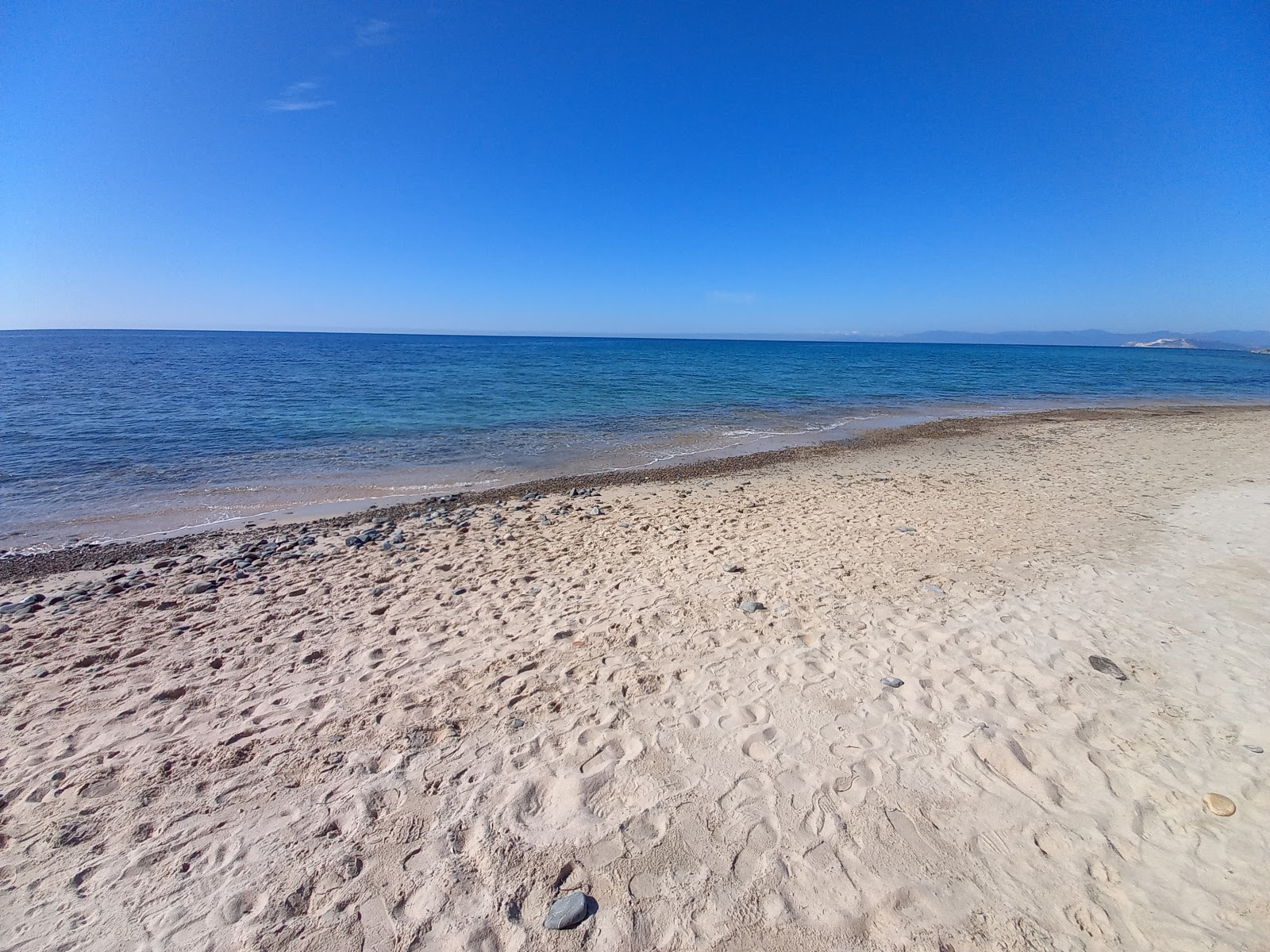 Fotografija Spiaggia Di Sant Andrea priljubljeno mesto med poznavalci sprostitve