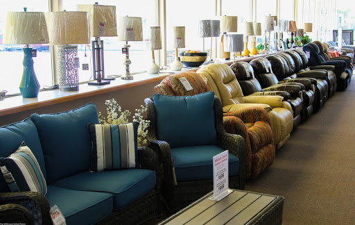 Furniture Store «At Home Furniture and Mattress Superstore», reviews and photos, 930 Hill St SE, Albany, OR 97322, USA