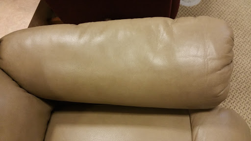 Furniture Store «La-Z-Boy Furniture Galleries», reviews and photos, 5800 Christie Ave, Emeryville, CA 94608, USA