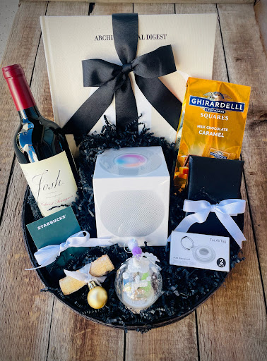 Nifty Package Co image