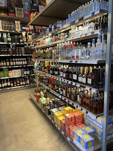 Liquor Store «Lynbrook Wine & Liquor», reviews and photos, 325 Sunrise Hwy, Lynbrook, NY 11563, USA