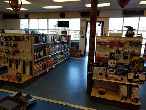 Auto Parts Store «Carquest Auto Parts», reviews and photos, 1051 Bridgeport Ave, Milford, CT 06460, USA