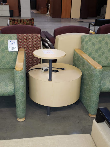 Office Furniture Store «Arizona Office Liquidators & Designs», reviews and photos, 3920 E Broadway Rd, Phoenix, AZ 85040, USA