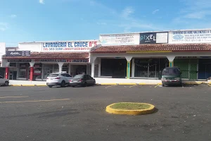 Centro Comercial Punta Fresca image